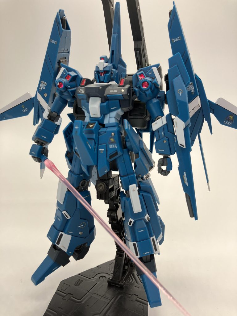 センサー部分は、付属のシールにレジン液→UVライト、お手軽にディテールアップ出来ますが、ちょっと厚く塗布し過ぎてます😅