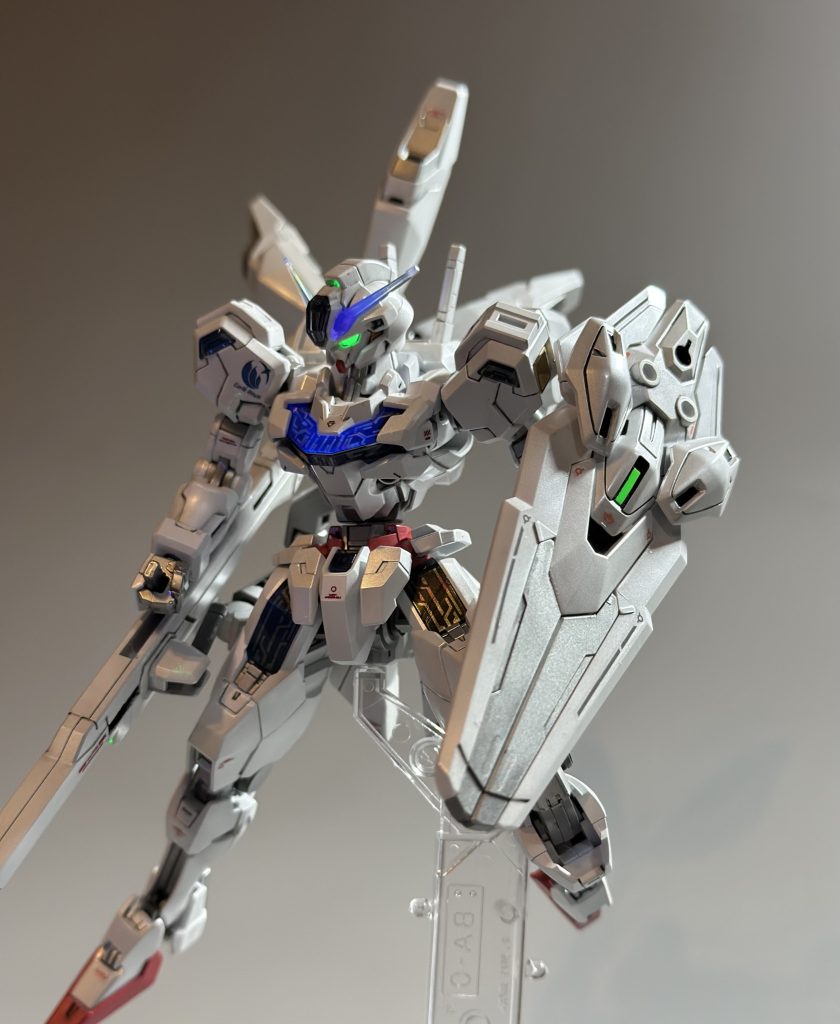 劇中では描かれなかったエスカッシャンのシールドモード?
