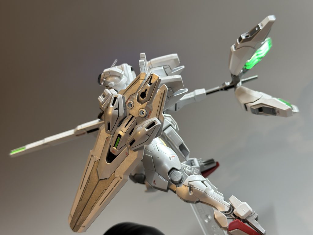 箒型のロッドライフルのディティールがかっこよく後ろからも撮りたくなります。