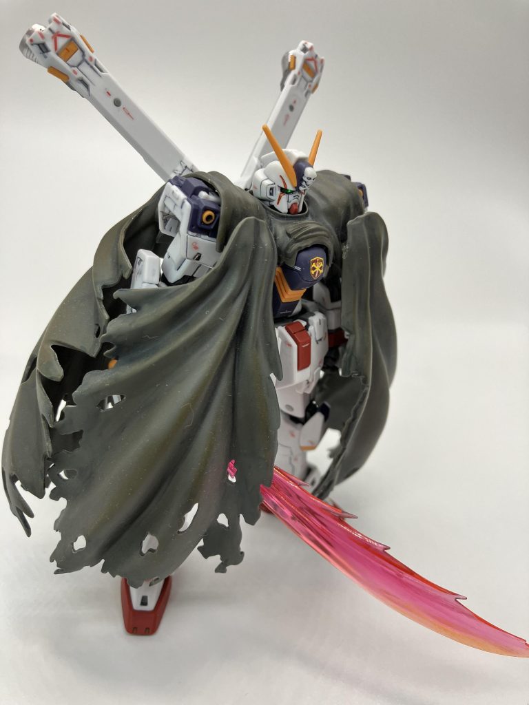 ABCマントこと、アンチビームコーティングマントはリアルタッチマーカーのオレンジをハイライトに、シャドウにグレーとブルーを。