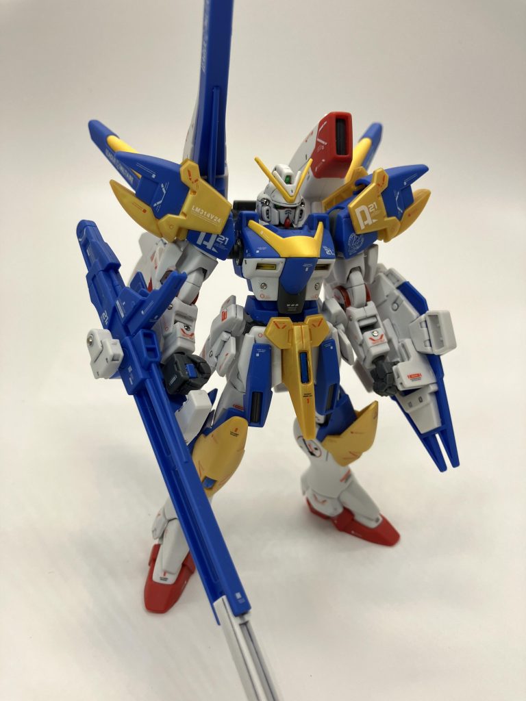 控え目ですかメタルパーツも少々。白の多いガンダムにはメタルパーツは合わないイメージですが。