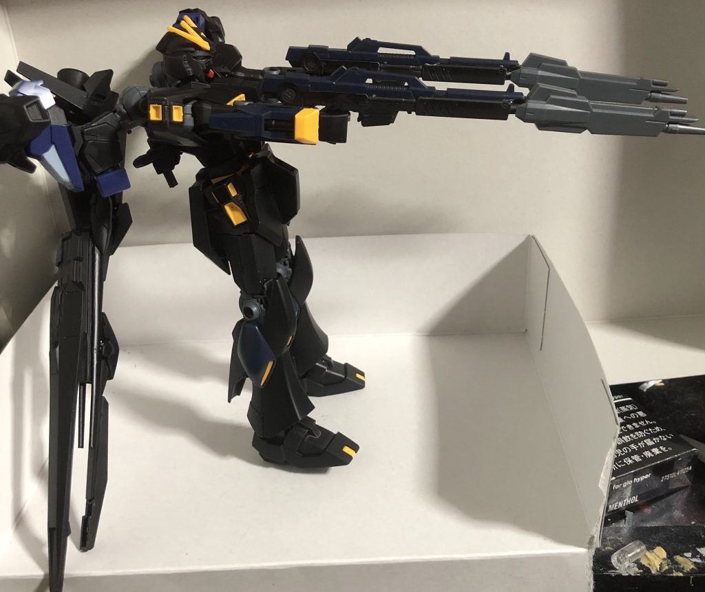 ビームライフルにミドルレンジファンネルを装着することで高出力に