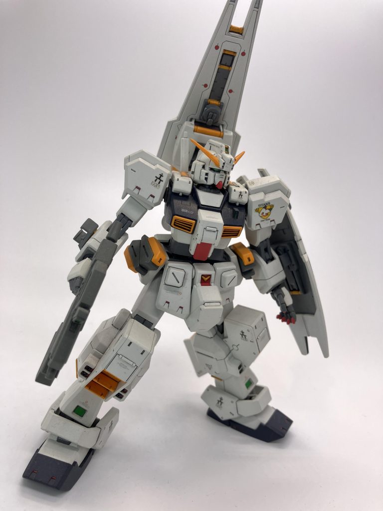 HGUC  ヘイズル改 ガンダムTR-1 全塗装–2枚目/制作者：ASUR