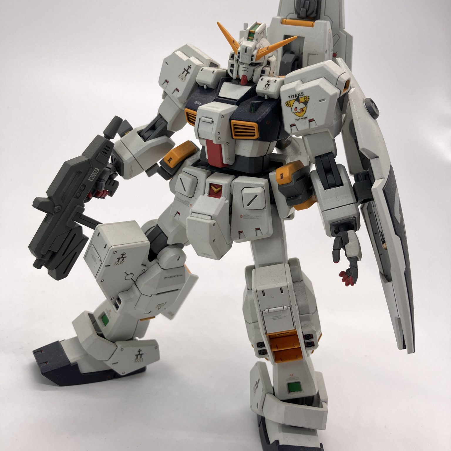 HGUC ヘイズル改 ガンダムTR-1 全塗装｜ASURさんのガンプラ作品