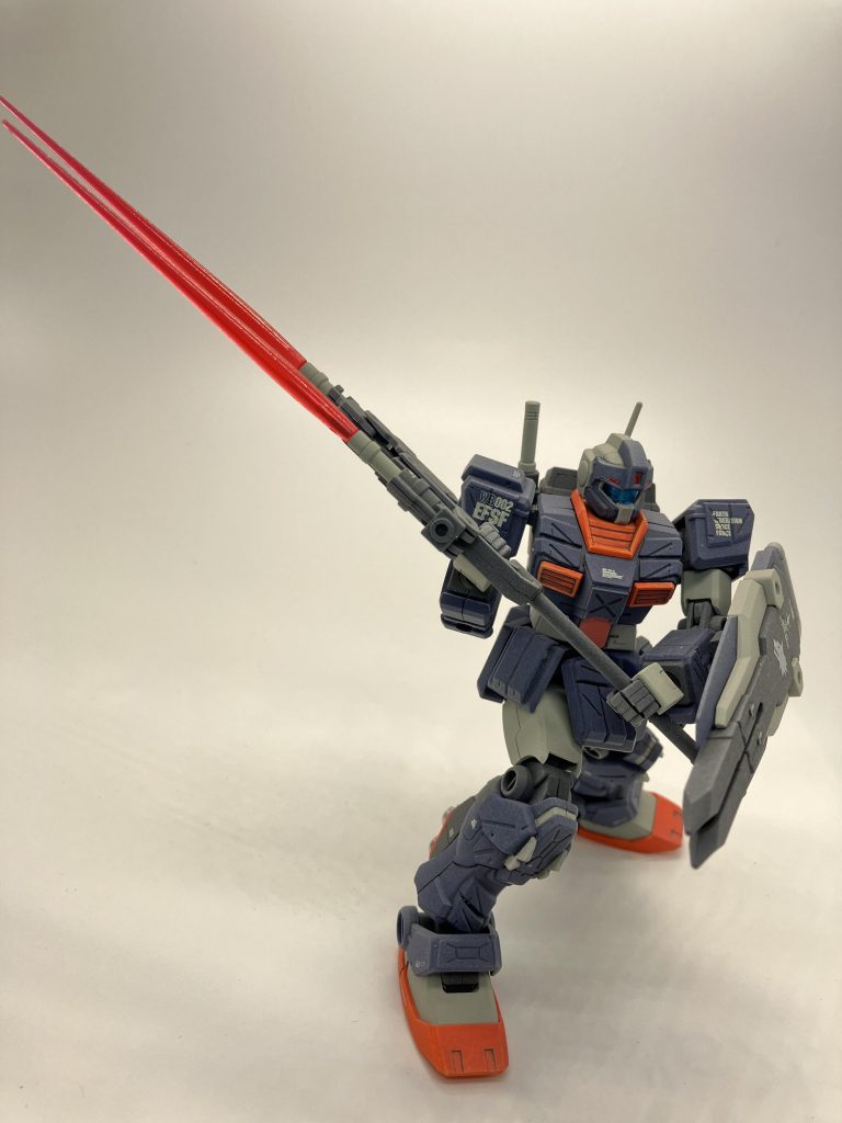 HGUCジム•ストライカー 全塗装+メタルパーツ–2枚目/制作者：ASUR