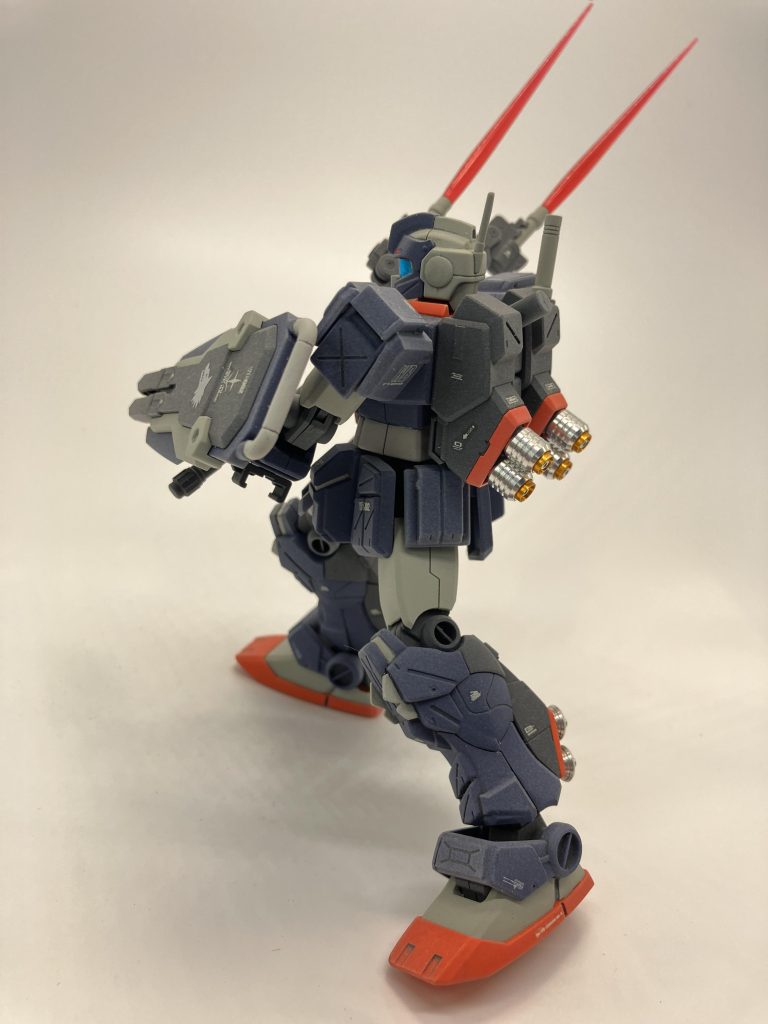 HGUCジム•ストライカー 全塗装+メタルパーツ–3枚目/制作者：ASUR