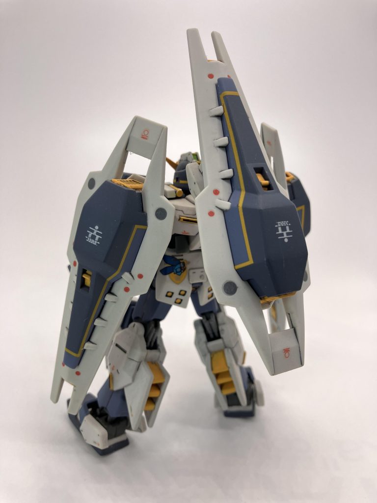 プラモだと3個買わないと出来ないトリプルシールドブースターも再現可能。