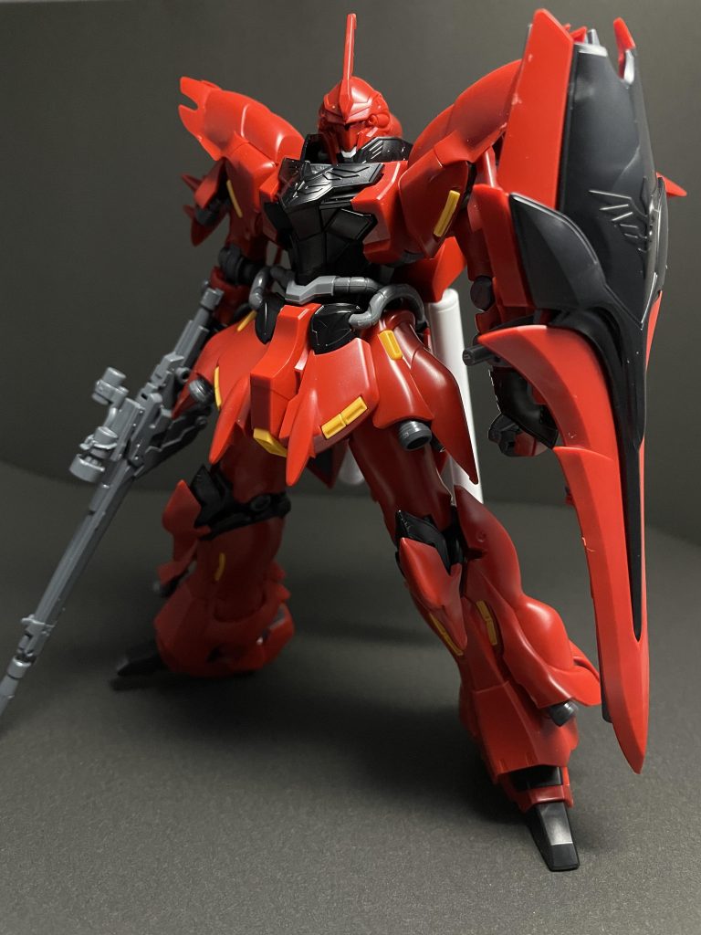 素組の赤いアイツ。おっさんはエングレービングのシール貼れる気がしませんがどうにかなるんですか?
