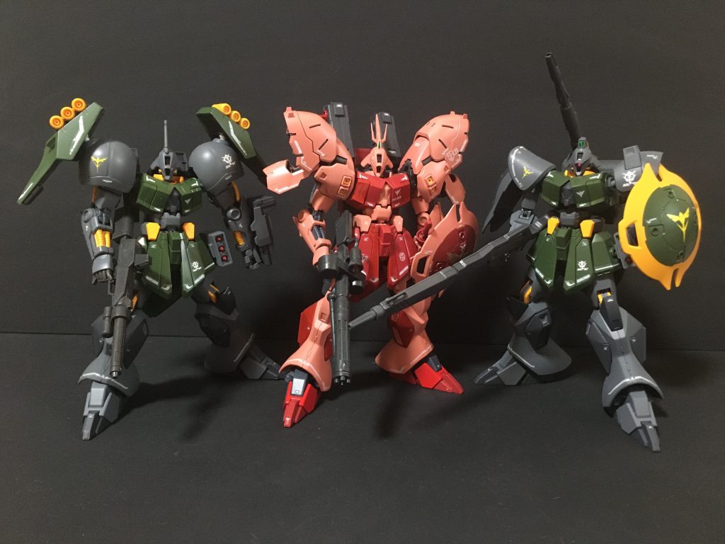ネオジオン軍Rジャジャ部隊３ショットRジャジャ・キャノン　https://gumpla.jp/hg/1483202シャア専用機　https://gumpla.jp/hg/1279536ヤクト・ジャジャ　https://gumpla.jp/hg/1505160