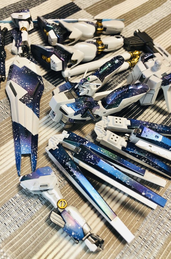 HG Hi-ν GUNDAM–2枚目/制作者：Ken