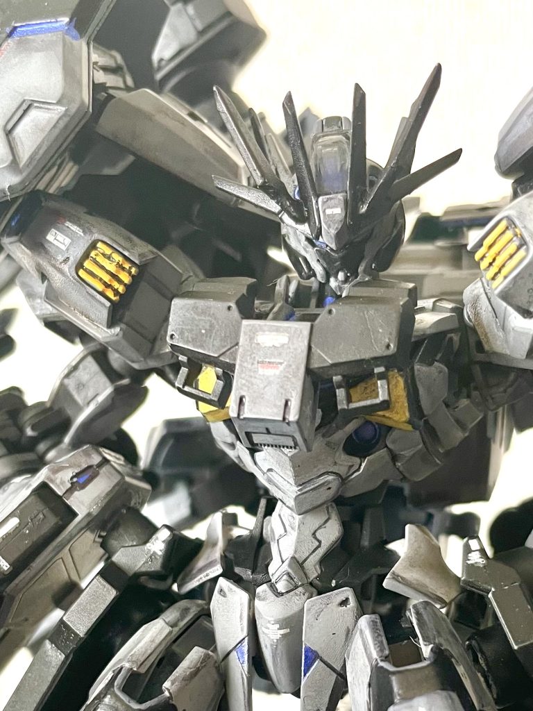 スレッタ・マーキュリー「これも…ガンダム…!?」エリクト・サマヤ「ううん、これはお人形、ボク達の願いを叶える特別なお人形さんだよ。」スレッタ・マーキュリー「これを使ってまた...人をたくさん殺すのッ!?」エリクト・サマヤ「...それがお母さんの願いならね。」