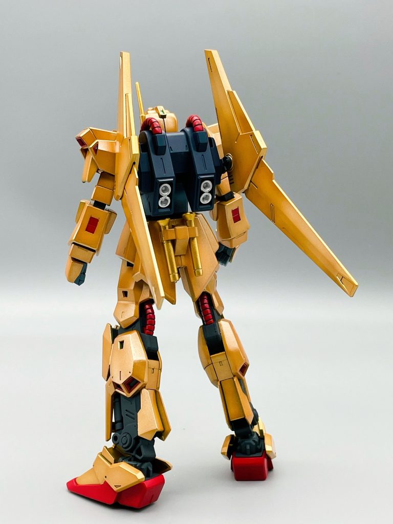 ビームサーベル作ってるとき、1mmほど長かったのですが、まいっかとそのまま作成組んでみると1mm、されど1mmなんか長い…まいっか…