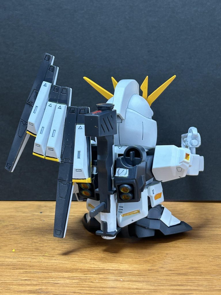 ニューガンダム　SD–3枚目/制作者：のりまき