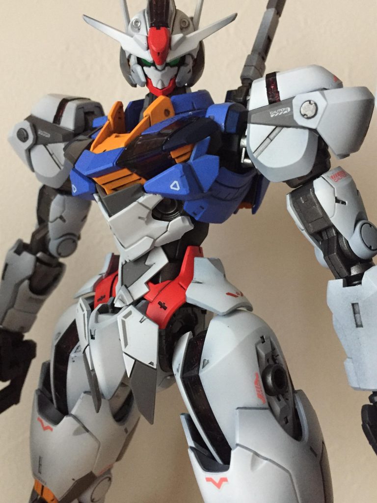 発行させていない状態だと、結構暗めな印象になります。