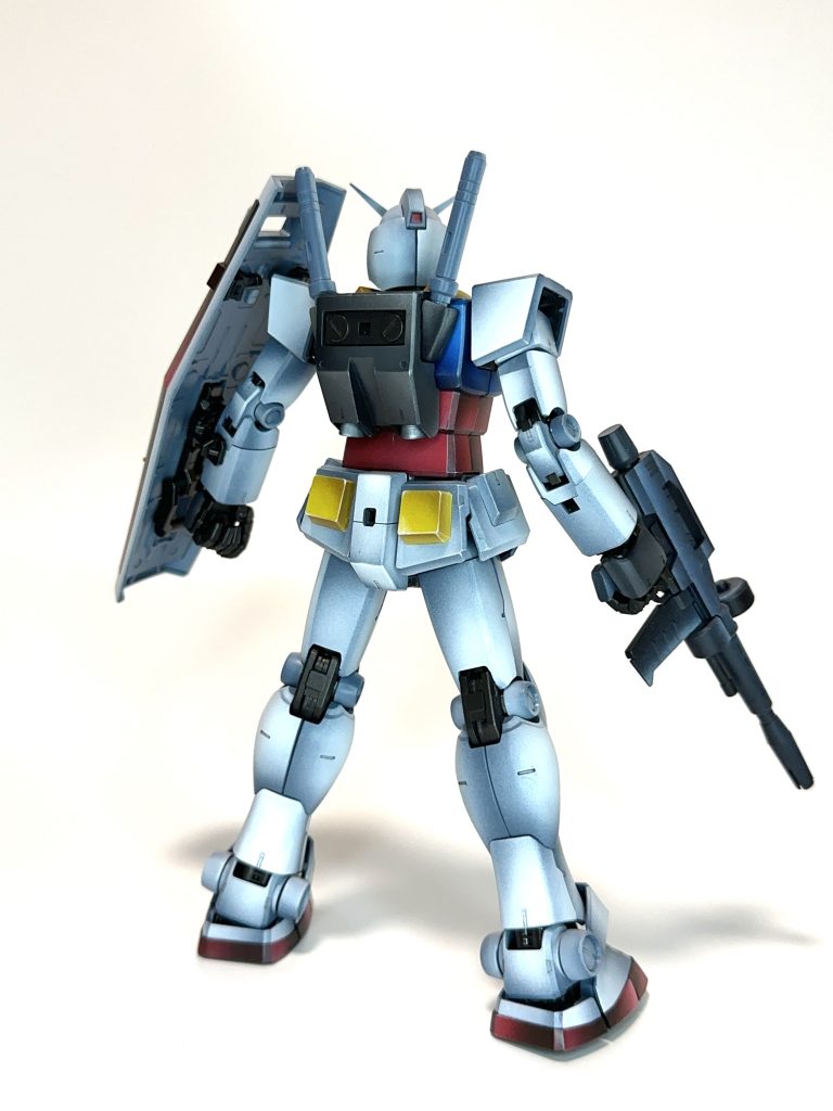 バックショットです。後ろはボックスアートでは見えないので手癖で塗ってます。右腕前腕は前後間違えたのは内緒です🤫