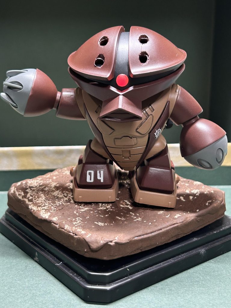 デカールと、軽く墨入れで仕上げ✨何度見てもかわいい☺️足元にジオラマと思ったんですが、チョコクッキーみたいになってしまいました😅