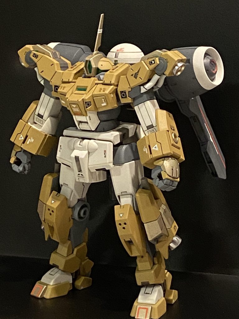 プラ板やデカール、塗装など、ディテールちょい足しのデミバーディングです。水星の魔女の中で、唯一組んだキット。ボリューム、バランスがとても良くカッコいい。まだ細かいところはありつつ、本日投稿させて頂きます。ブリオン社、ありがとう！  