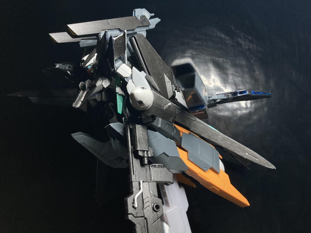 劇中で脚部の追加ユニットはまっっっっっっったく恩恵がなかったように見えますが、本来より10基シザービットが多いという変更点があります