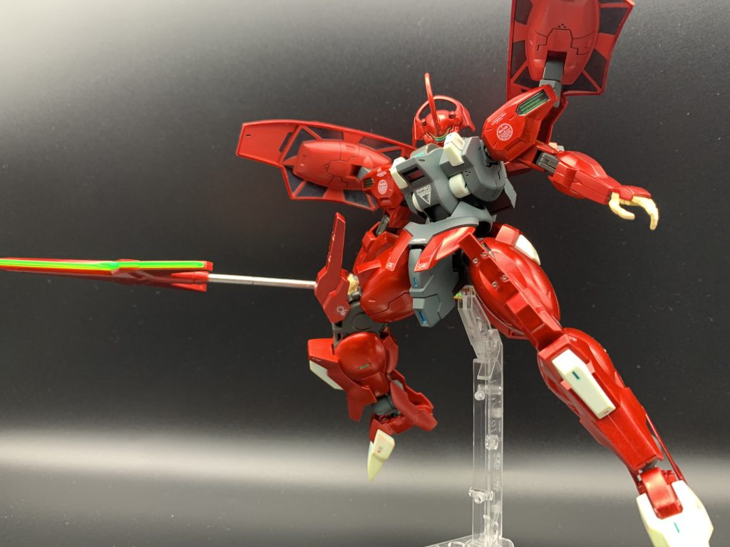 ガンダムマーカーのメタレッドは良い色ですよ