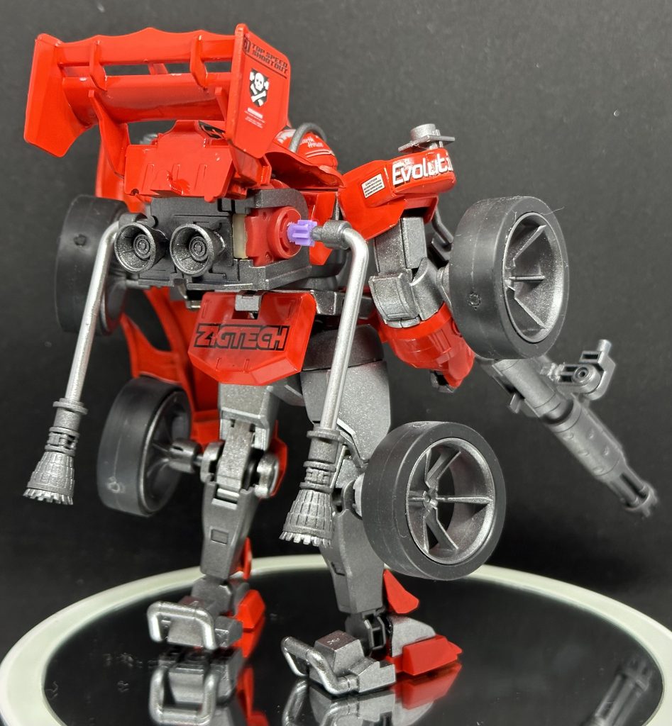 ちょーっと見てもらうと、バックパックにモーターあるの、お分かりいただけるでしょうか…?