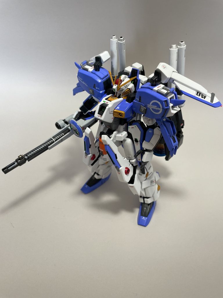 ポーズは取りづらいですが、仁王立ちの似合う機体ですね。最後までご覧いただき、ありがとうございました。