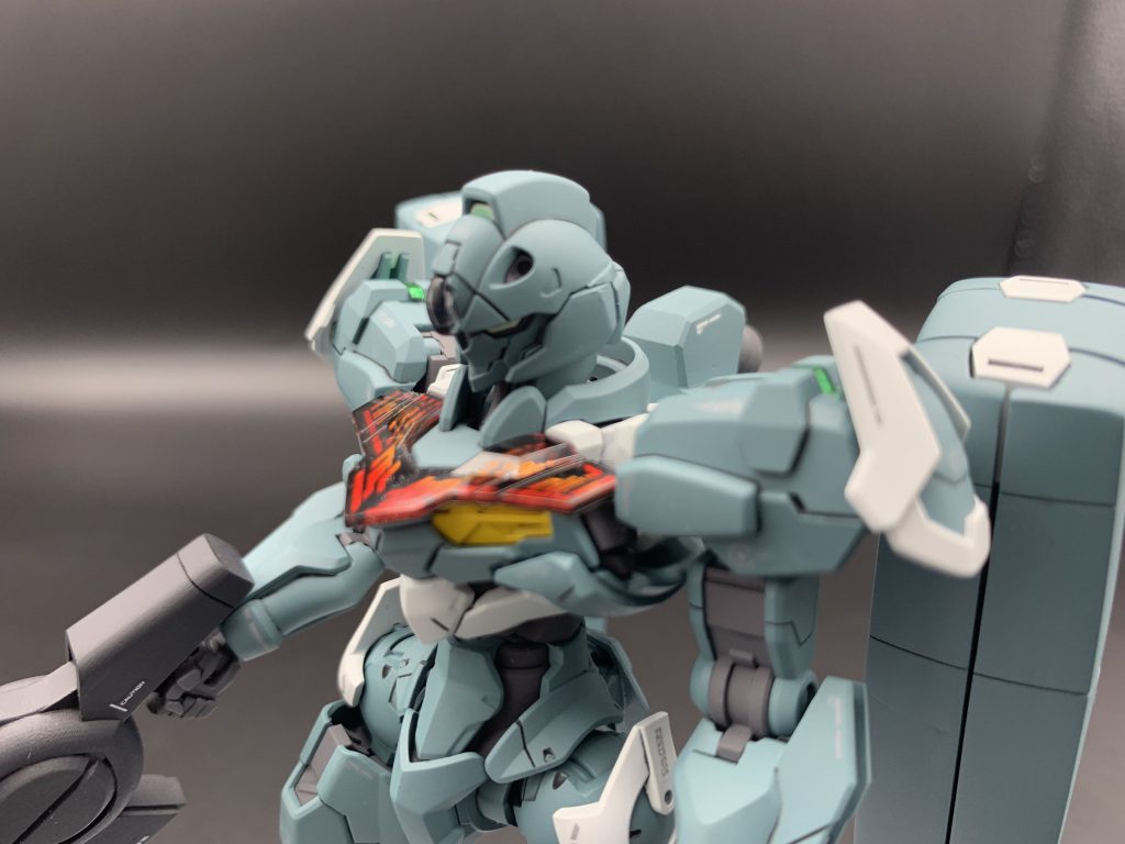 せっかくなので、パーメットスコアが発動中?の時も差替えで再現できるようしました。額部分もやりたいところでしたが、、、