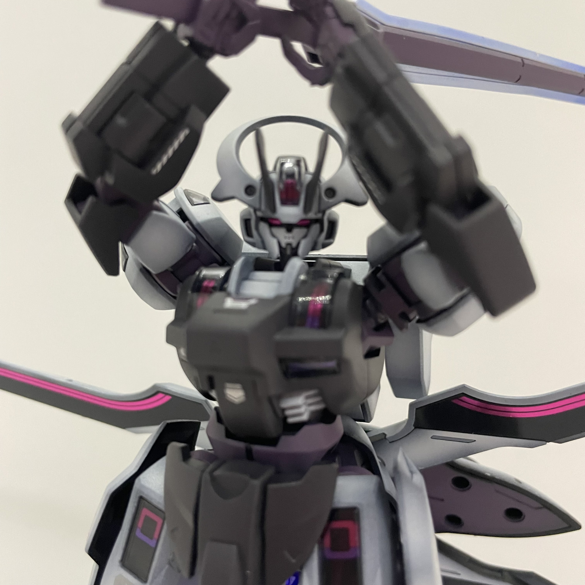 通販卸値 【完成品】HG シュバルゼッテ【全塗装】 プラモデル