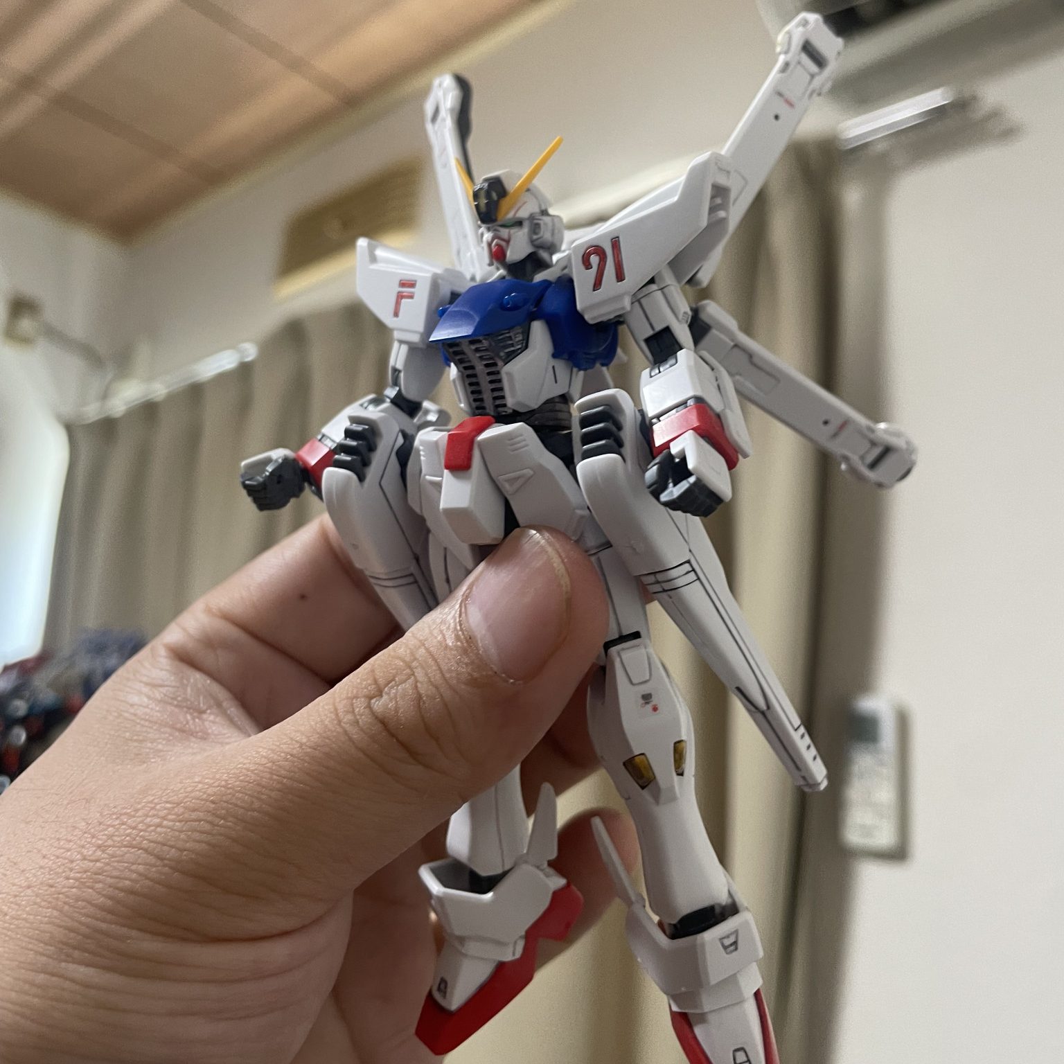 F91とクロスボーンをミキシング中です！肩のマーキングも残したいので 