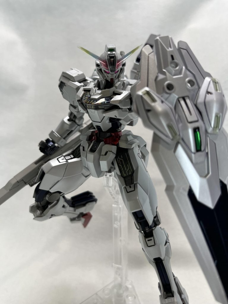 普段使わない赤目のガンダムもいい感じ