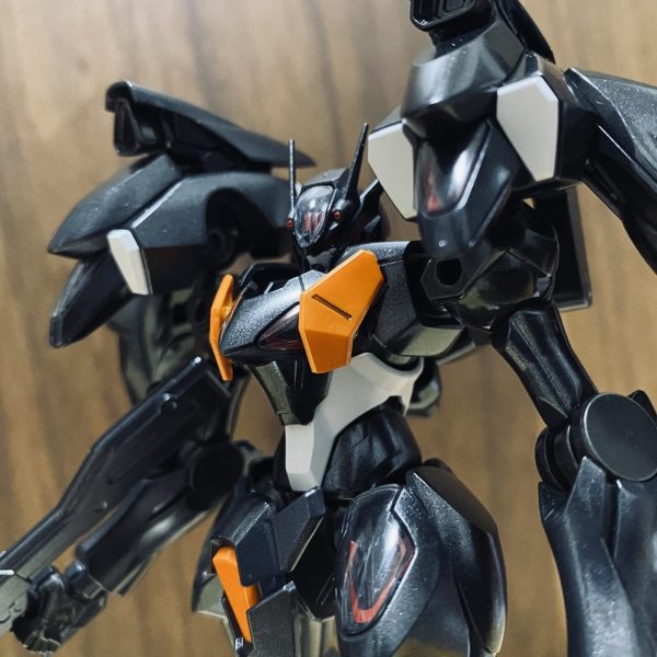 HG ガンダムファラクト(メタリックブラック)