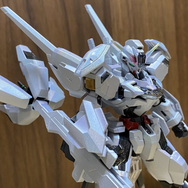 HG ガンダムキャリバーン(月光蝶ホロシルバー)