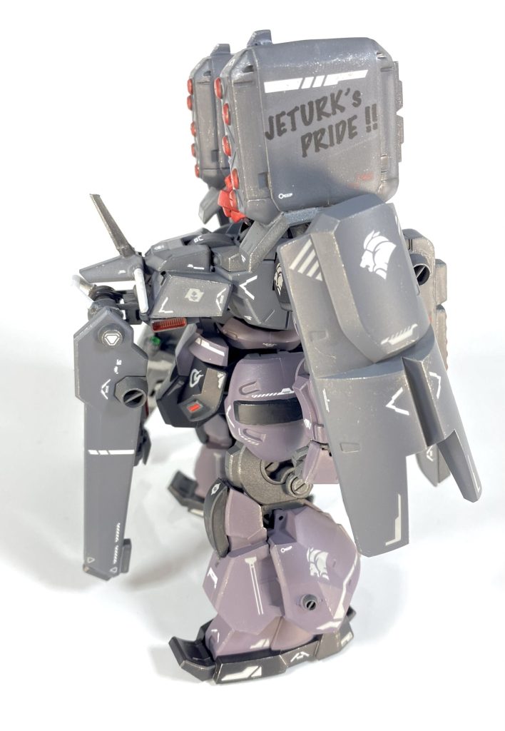 [オマケ]〝シュトゥッツァー〟といえばやはり真横からのこのカット！ということで！この角度で見ると特にらしさを感じていただけるのではないでしょうか😌ミサイルコンテナの「ジェタークの誇り！」デカールがお気に入りです☺️