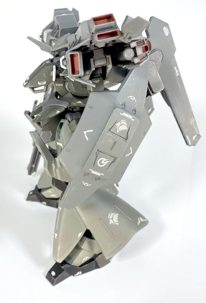 [オマケ]〝シュトゥッツァー〟装備といえば、やはり真横からのこのポーズ！ということで、原作イラストを再現してみました☺️