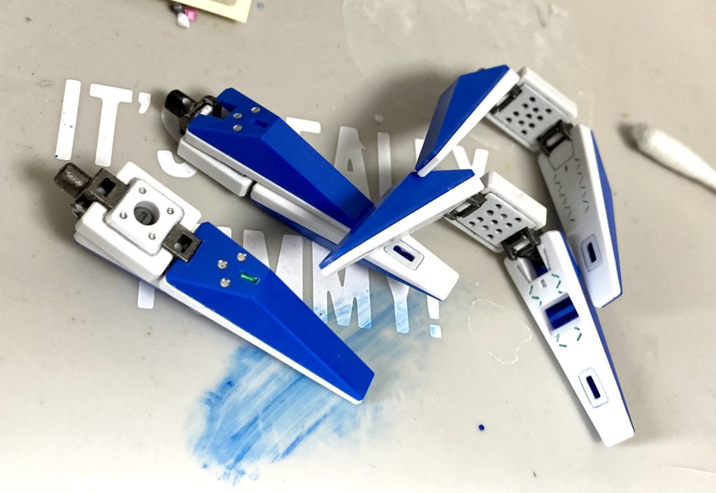 フィンファンネルもディテールアップしてんねん。見えへんけど…