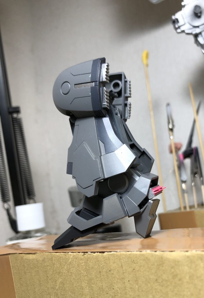 思いつき改造の極み、ヒール。ぶった斬ってつけただけでも良いフォルム!代償として自立できなくなってしまいましたが、次ヒール作る時には克服したい!