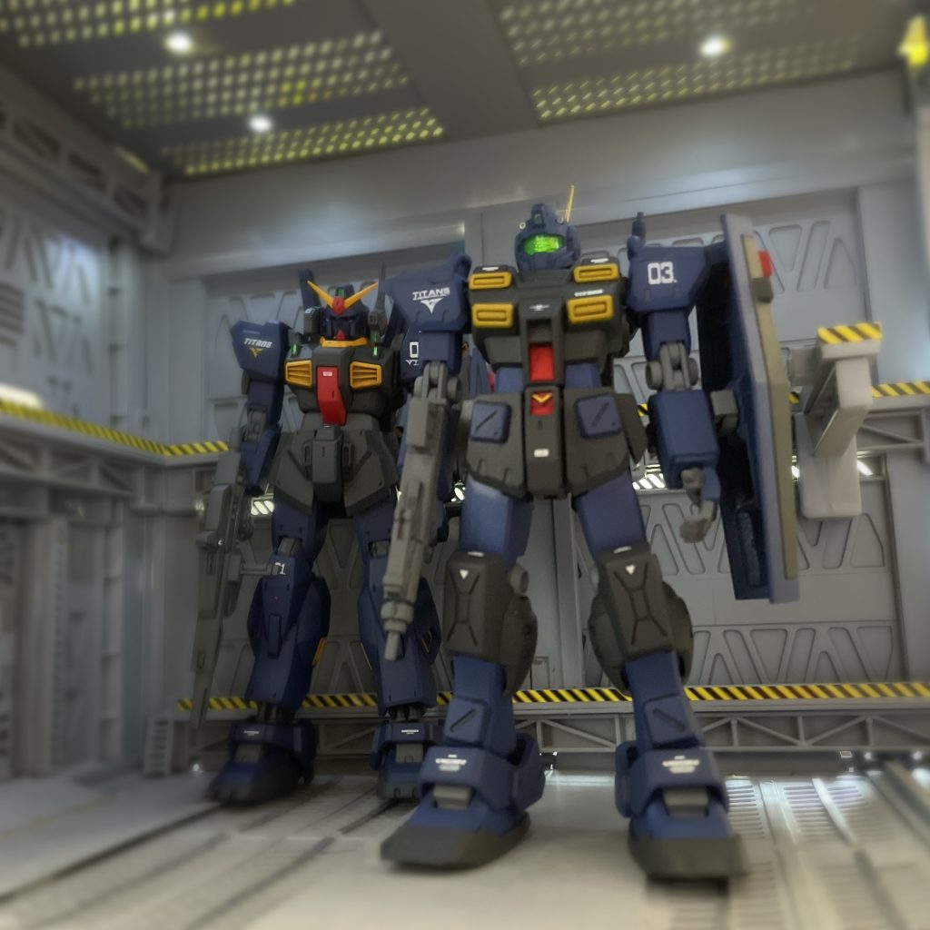 以前作成した、ガンダムmk-Ⅱ ティターンズカラーとのツーショット連邦系MSはティターンズカラーに塗装するとカッコ良さが際立つと思います。