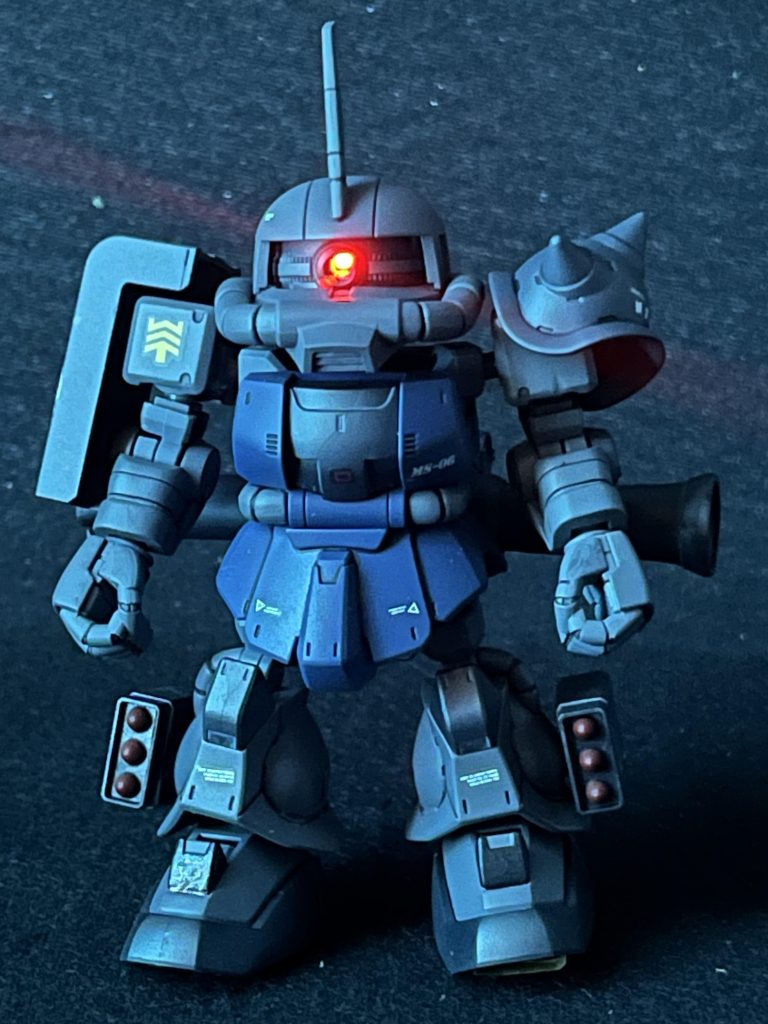 安定の素立ち、正面からが1番光強い