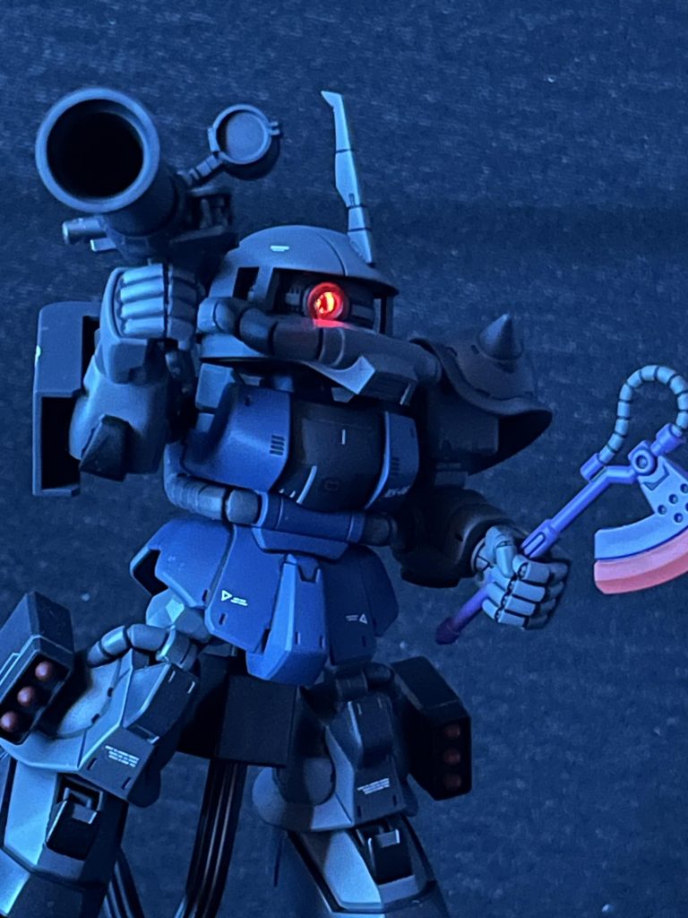 ブレードアンテナは旧MGのザクから流用