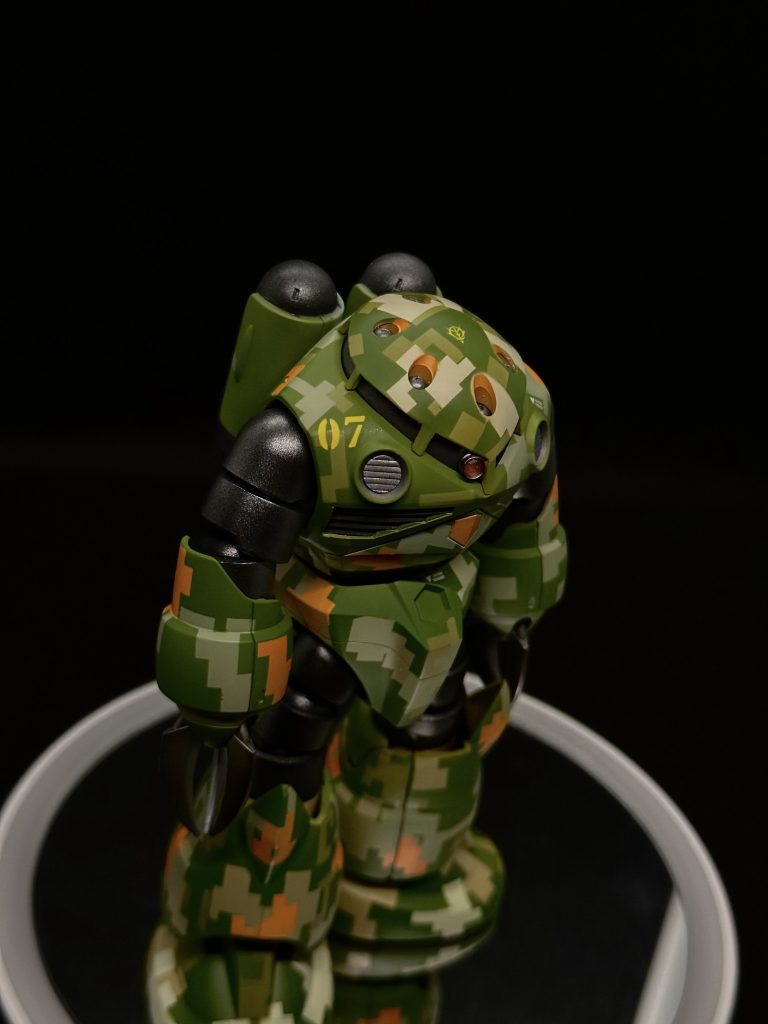 ドット迷彩な感じで仕上げてみました