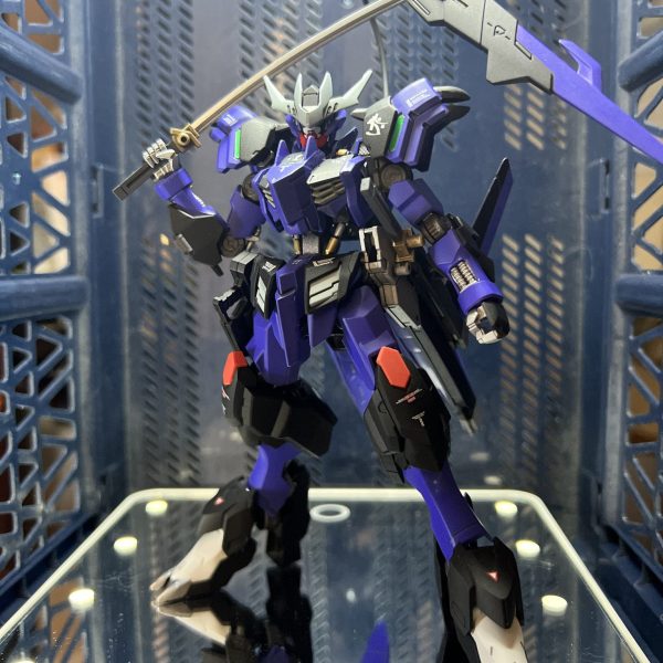 鉄鬼参式改〝三日月宗近〟バルバトスルプス