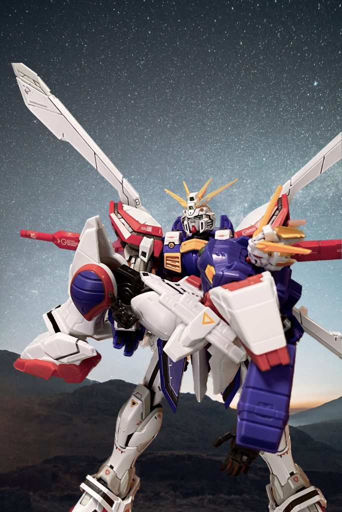 そしてこちらもアニメシーンの再現‼️3回目の投稿で紹介していた、主人公機交代の名シーンをそれらしい背景で改めて再現✨神々しく光るというよりは自然な光っぽくなりましたが、これはこれで気に入ってます♫