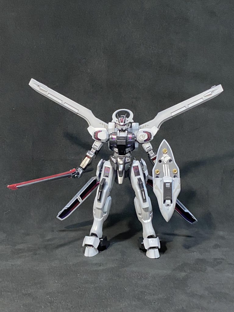 これは何かと拡張性が良さそうだったので剣と盾にしてみました。んー仮面ライダーみたいだ…