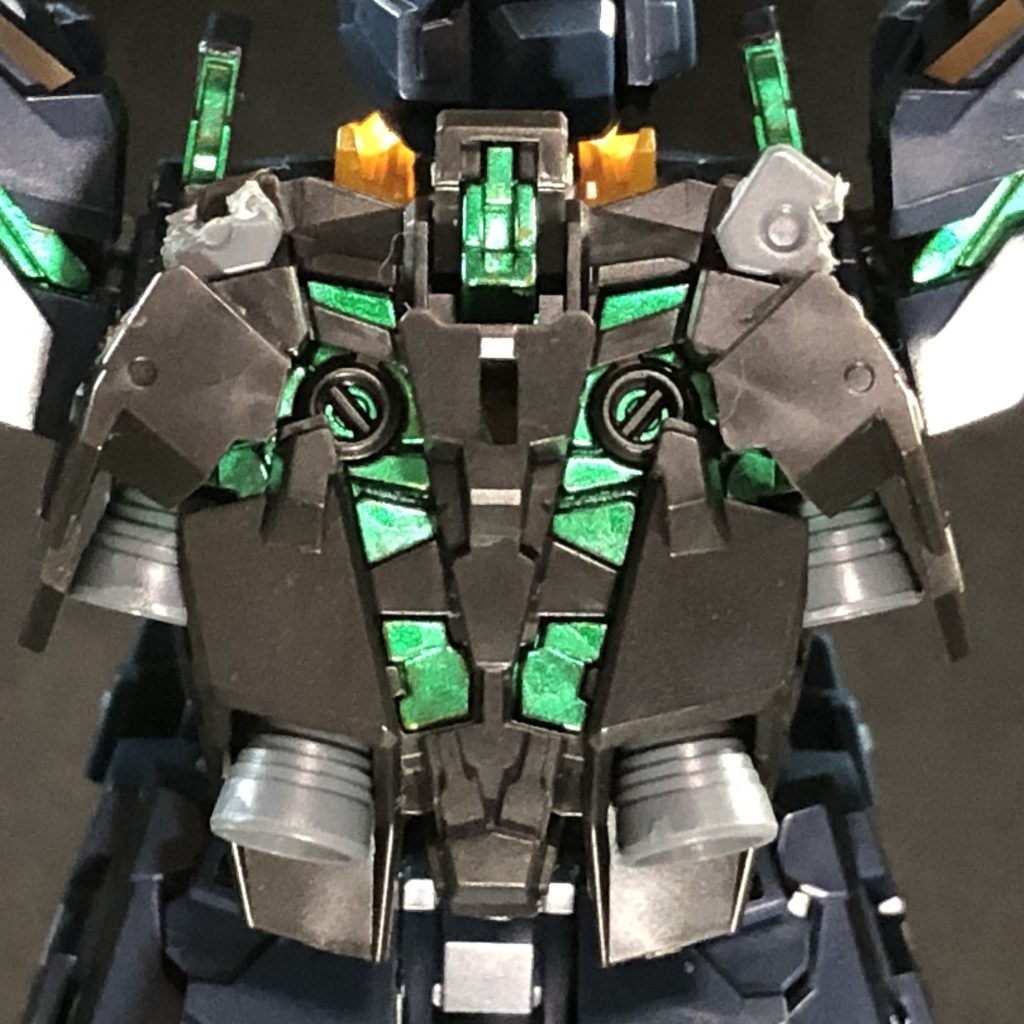 バックパックアームド・アーマーXCが破壊された部分