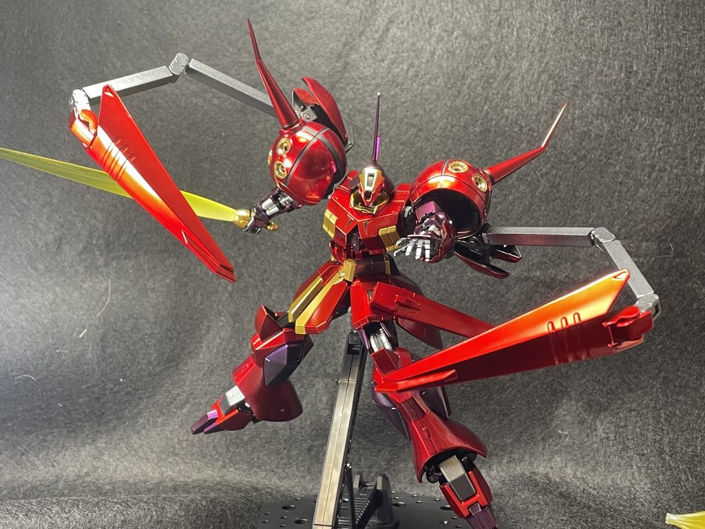 塗装はスタブラゴールドベースのキャンディ塗装です。