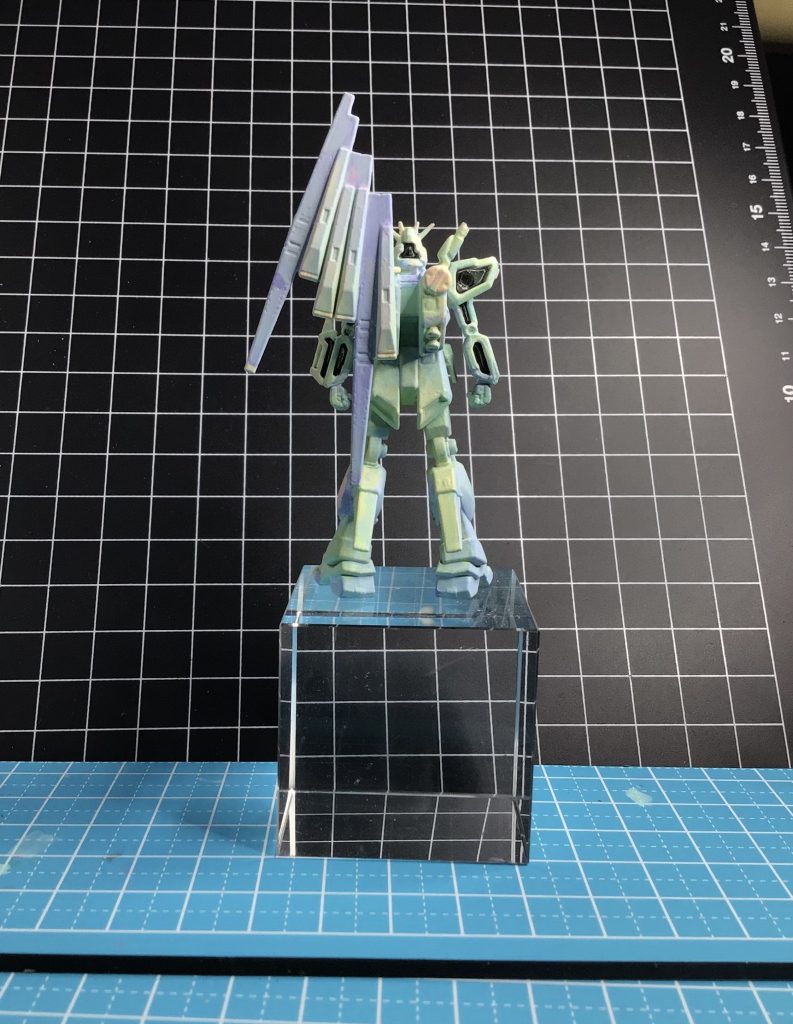 各肉抜きにはメッキクロームを艶消しの上から塗ってます。輝く肉抜きです。