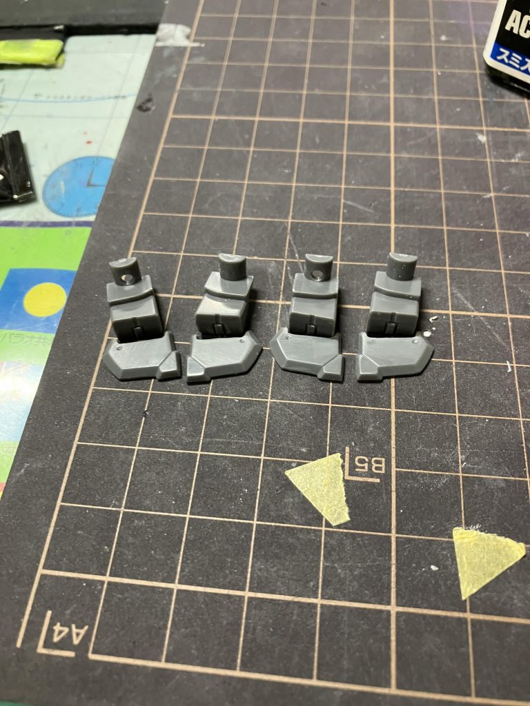 肩パーツの加工