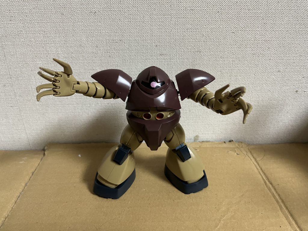 実は指折れてます( ´･ω･`)