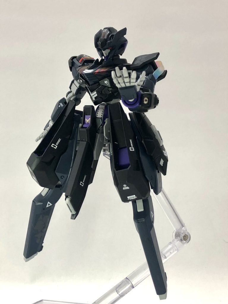 武装類(一部を除く)及びバックパック未装備状態です。これはこれで悪くないかも🤔