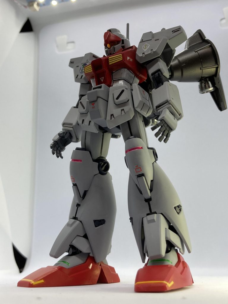 腰から下をほぼ丸ごと換装いたしました。(敵より早く動くため、多分)