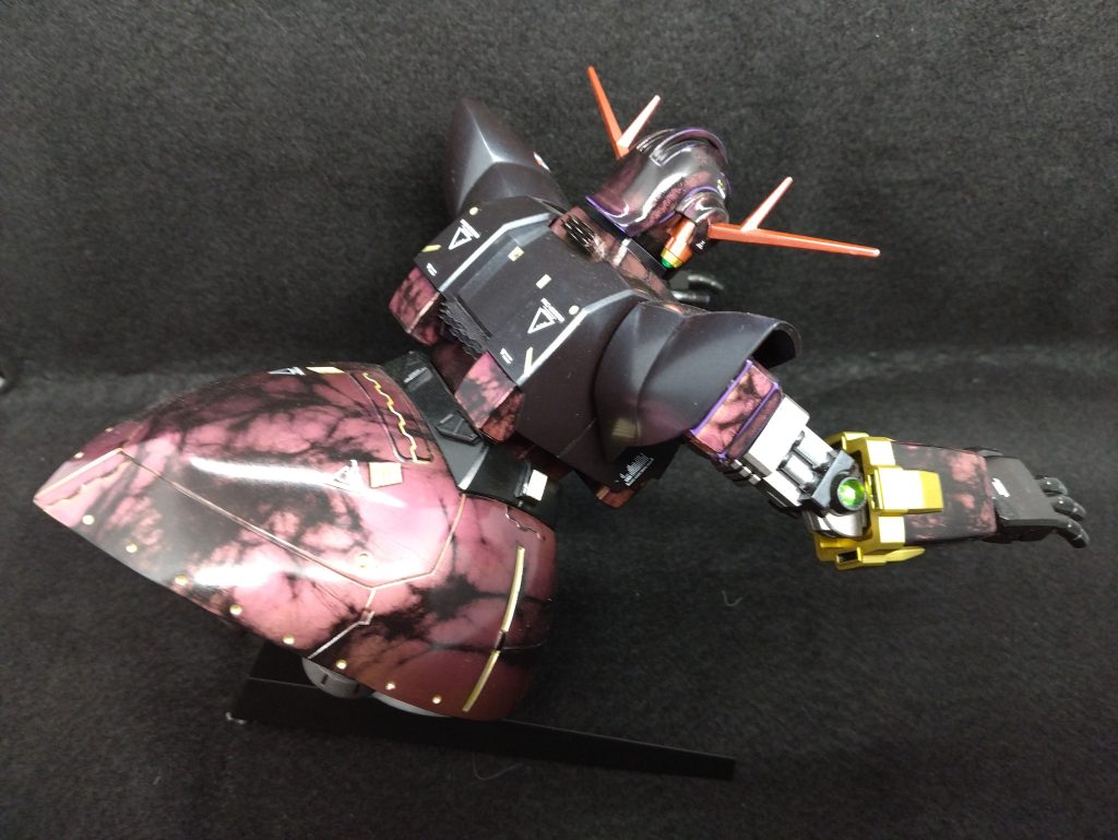 リアスカート面が大きいので大理石塗装が映えます。